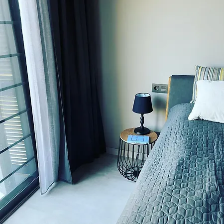 Luxury 阿德耶