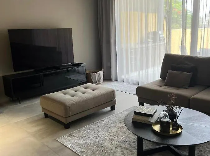 Luxury אדחה